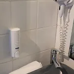 Au Spatial