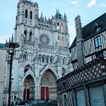 Au Spatial *