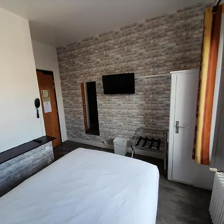 Au Spatial Hotel Amiens