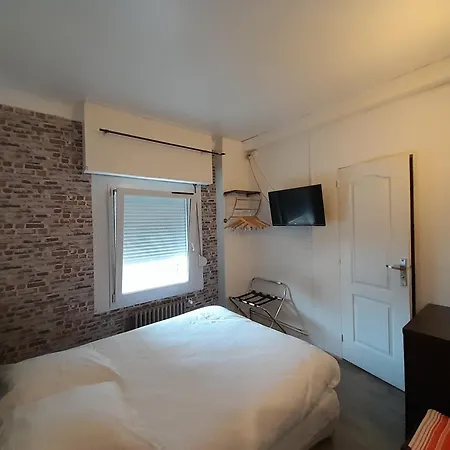 Au Spatial Hotel Amiens