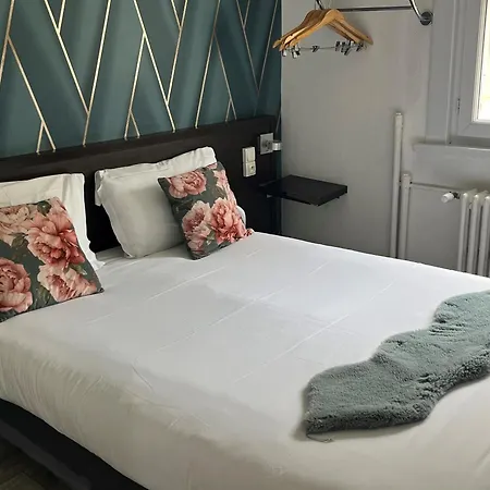 Au Spatial ホテル *