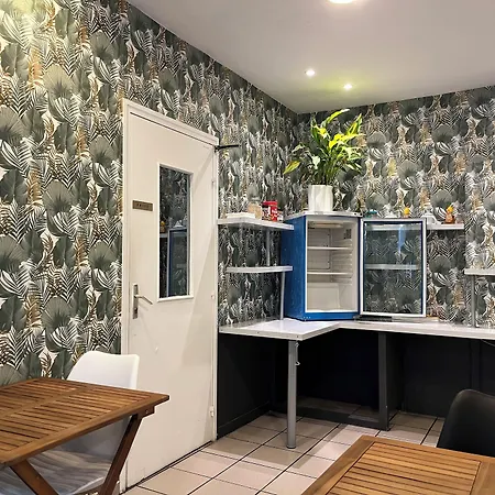 Au Spatial Centre Gare Отель