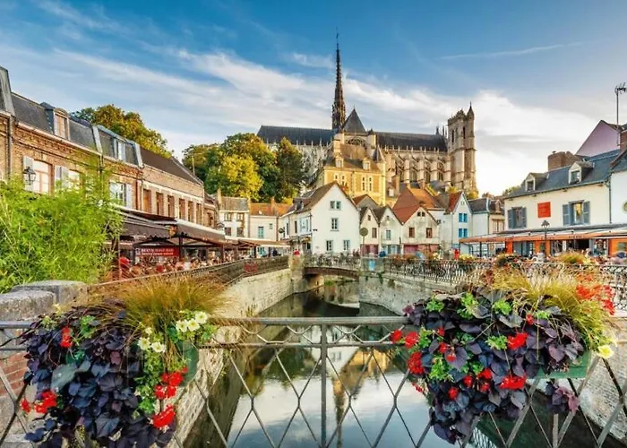 Au Spatial Hotel Amiens